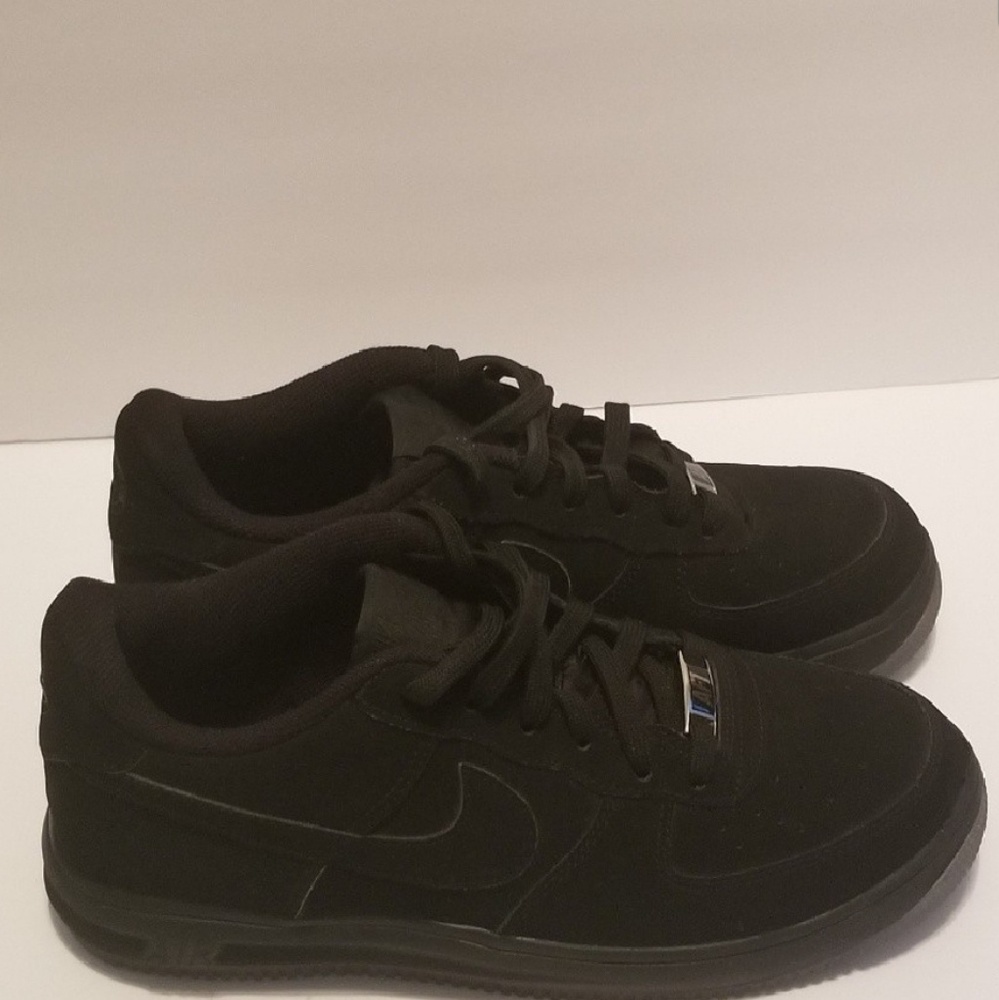 SOLD. Nike Air Force1 AF1 Low Top. 6Y=6Men